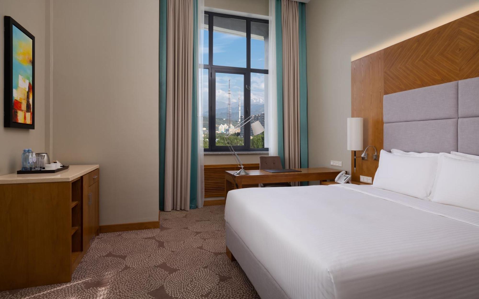 Doubletree By Hilton Almaty Ξενοδοχείο Εξωτερικό φωτογραφία