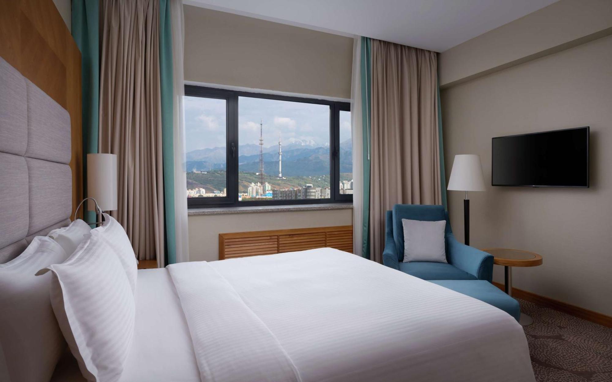 Doubletree By Hilton Almaty Ξενοδοχείο Εξωτερικό φωτογραφία