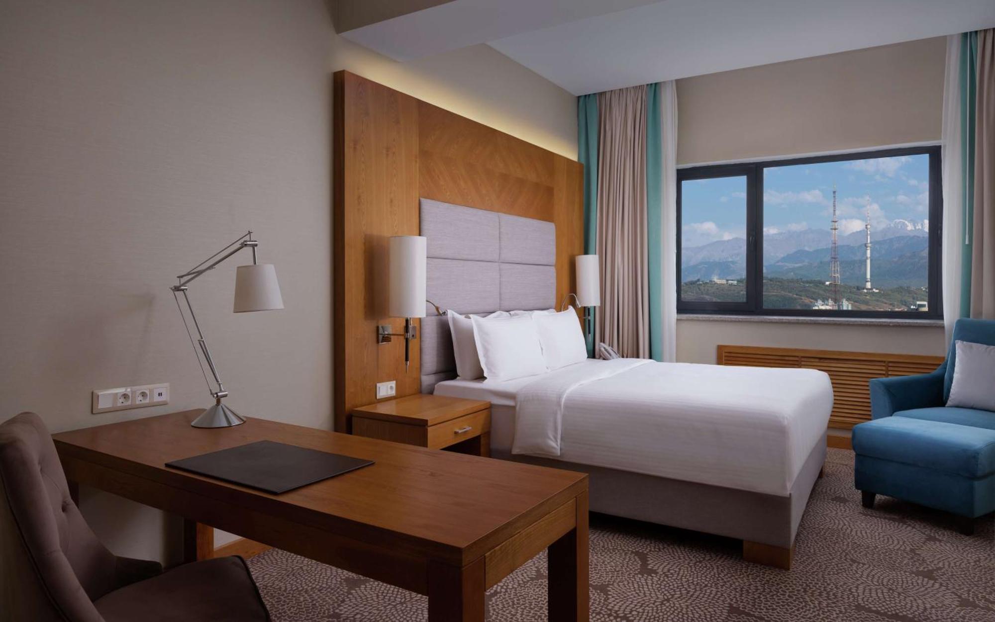 Doubletree By Hilton Almaty Ξενοδοχείο Εξωτερικό φωτογραφία