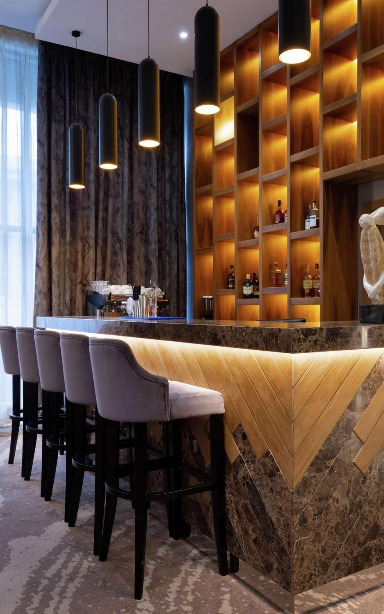 Doubletree By Hilton Almaty Ξενοδοχείο Εξωτερικό φωτογραφία